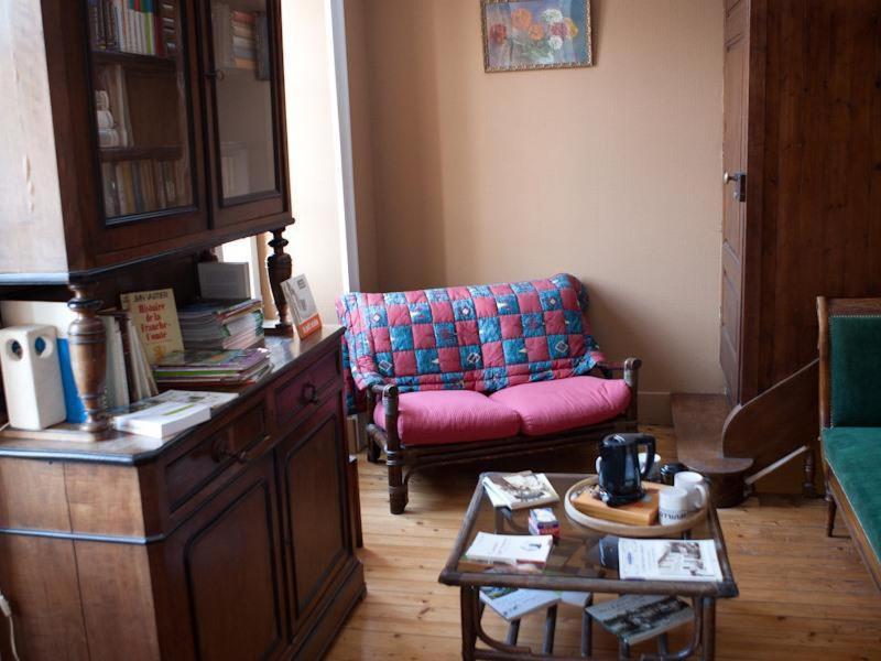 Le Relais Du Passe-Heures Cenans Eksteriør billede